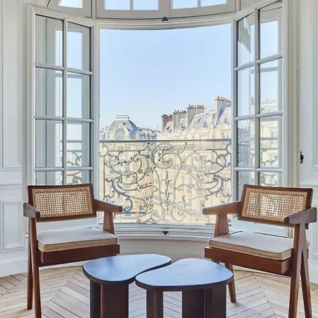 Luxueux Familial 5 Bd, Parc Monceau Apartment *