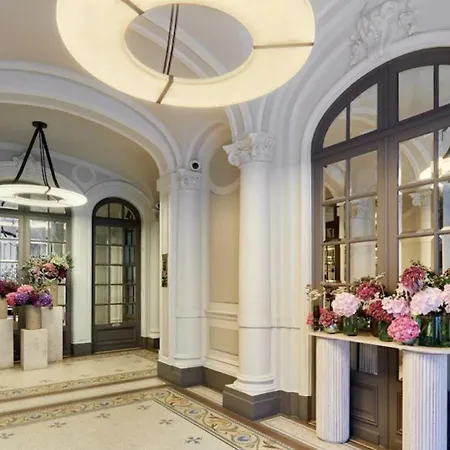 Luxueux Familial 5 Bd, Parc Monceau Apartment Paris